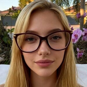 Foster Grant Burgundy Cat-Eye Reading Glasses +3.25 NS1023 Alianna Win with case